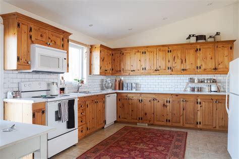 Natural Knotty Pine Kitchen Cabinets - Image to u