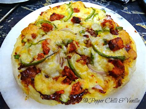 Tandoori Chicken Pizza/Easy Homemade Tandoori Chicken Pizza Recipe ...