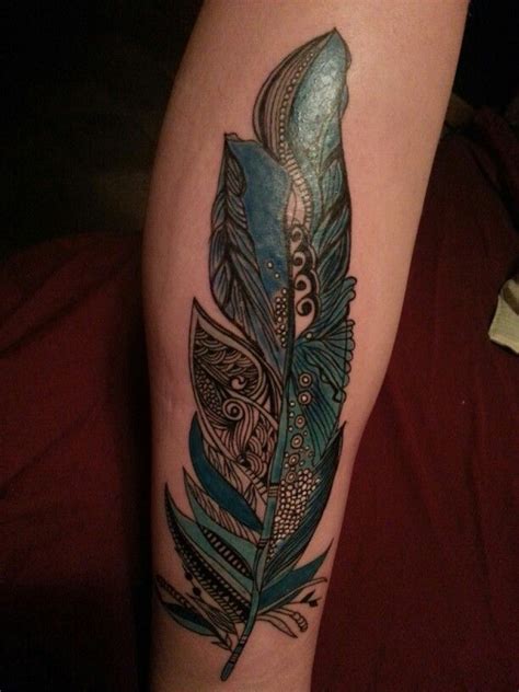 15+ Best Owl Feather Tattoo Ideas and Designs | PetPress | Owl feather ...