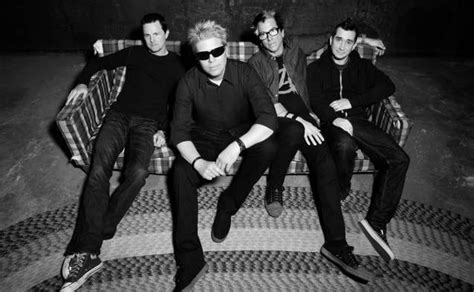 The Offspring Members Were 'Uncomfortable' With Success Of 'Smash' - Blabbermouth.net