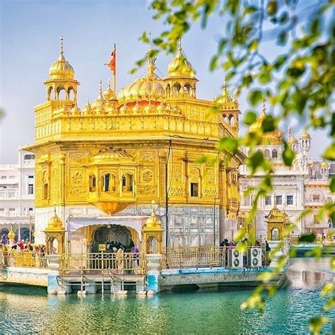 Sachkhand Sri Harmandir Sahib - YouTube