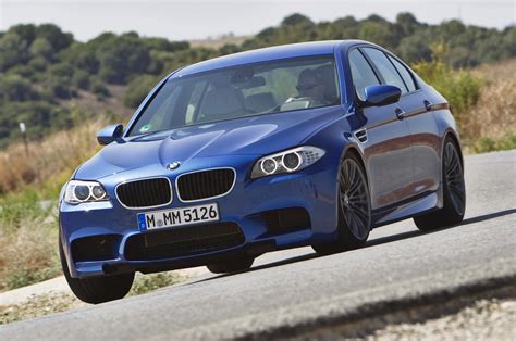 BMW M5 4.4 V8 saloon first drive