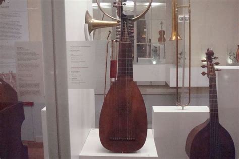 "Theorbo lute, 17th century" | Leipzig, Trip advisor, Bach