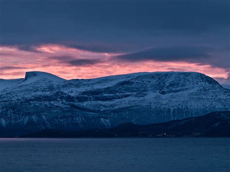 Picture from a polar day in Northern Norway – Distant sunset – Photos from Northern Norway: A ...