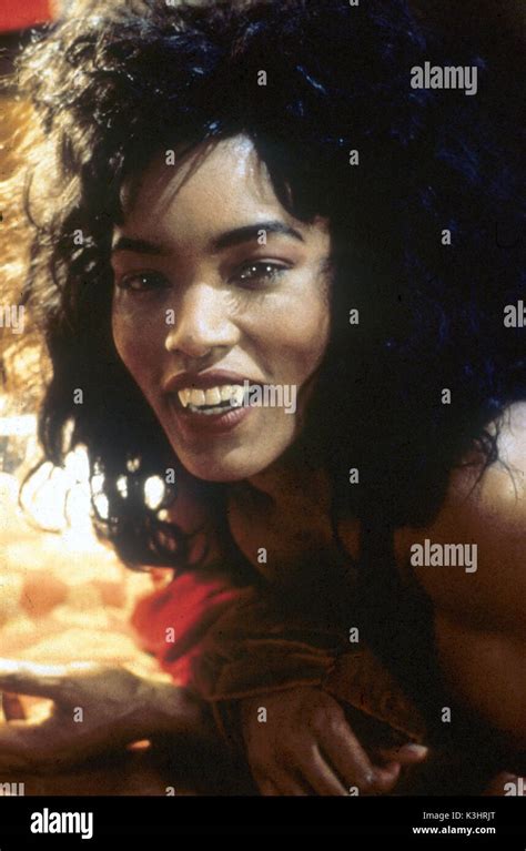 VAMPIRE IN BROOKLYN ANGELA BASSETT Date: 1995 Stock Photo - Alamy