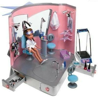 ﾟ* bratz enthusiast *･ﾟ *’s Instagram post: “☆’.･.･:bratz playsets/furniture★’.･.･:☆ #bratz # ...