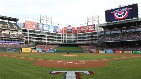 What to Eat at Globe Life Park, Home of the Texas Rangers - Eater Dallas