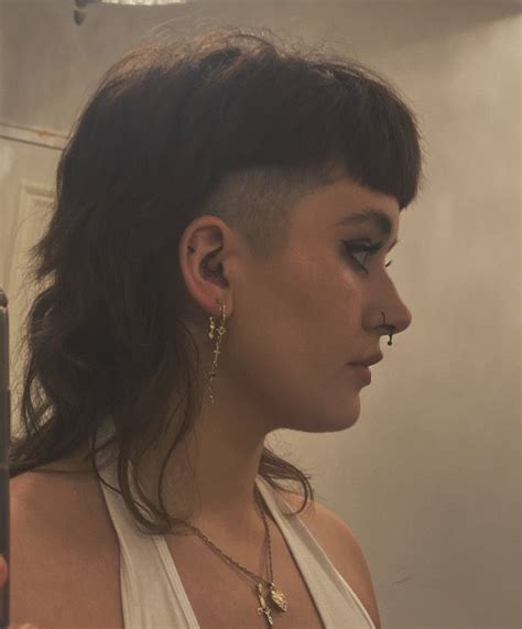 punk alternative rockstar mullet hairstyle haircut shag mullet girl ...