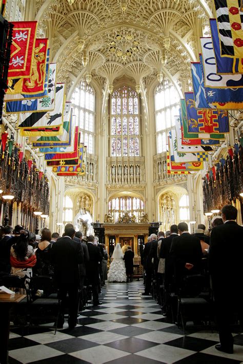 How do you decorate a wedding at Westminster Abbey?