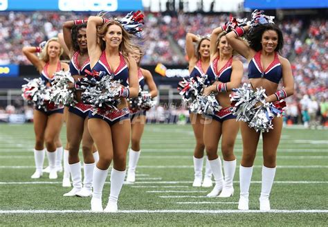 The squad heads back... - New England Patriots Cheerleaders