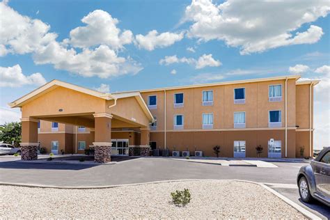 Quality Inn & Suites Carlsbad, NM - See Discounts