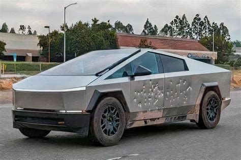 Ballistics-Tested Tesla Cybertruck Prototype Spotted Driving on Public Roads - TechEBlog