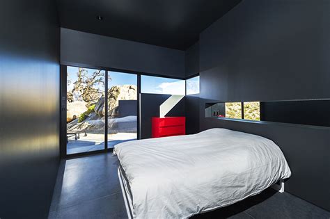 If It's Hip, It's Here (Archives): A Modern Oasis In the Middle Of Yucca Valley: The Black ...