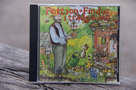 Se produkter som liknar Pettson o Findus i trädgården.. på Tradera (589070375)