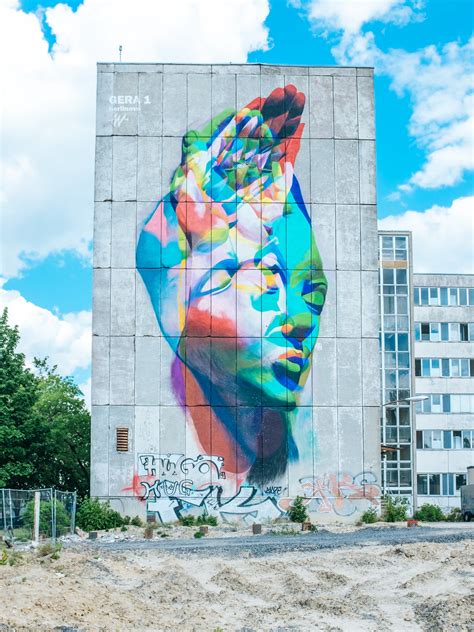 Murals of Berlin | Stroll Guide