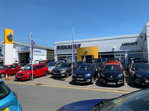 Hendy Renault Eastbourne | Car dealership in Eastbourne | AutoTrader