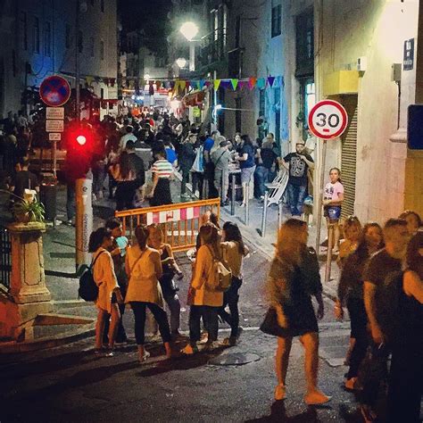 Friday night party people. #nightlife #culture /#Alfama #Lisbon # ...