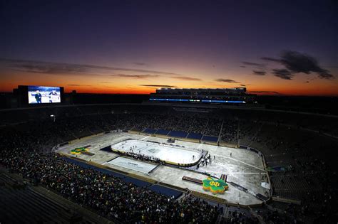 Outdoor hockey game adds to Michigan-Notre Dame rivalry - mlive.com