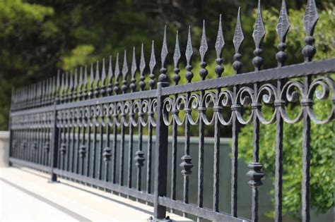 Types Of Metal Fencing - Councilnet