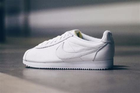 Nike Classic Cortez Leather Wmns (White/White) - Releases