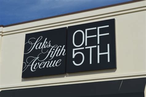 Saks Off Fifth closing only store in the Bronx