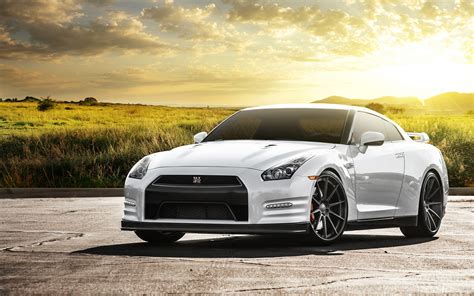 Nissan GT-R Wallpapers High Resolution and Quality Download