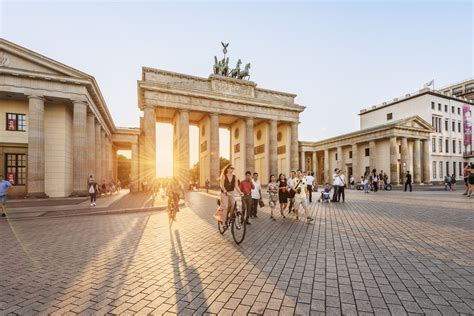 Mitte, Regierungsviertel, Brandenburger Tor, Pariser Platz - KONGRES ...