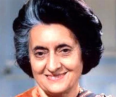 Indira Gandhi Biography - Childhood, Life Achievements & Timeline