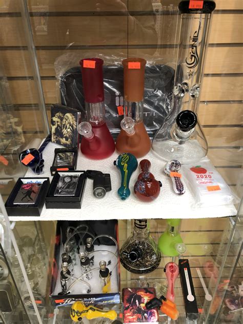 BONG ACCESSORIES