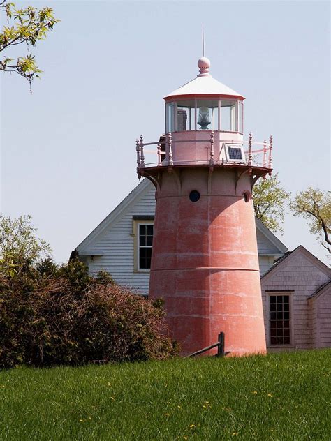 http://urbanpostmortem.wordpress.com/2013/04/15/lake-champlains-unrecalled-lighthouses/ | Lake ...