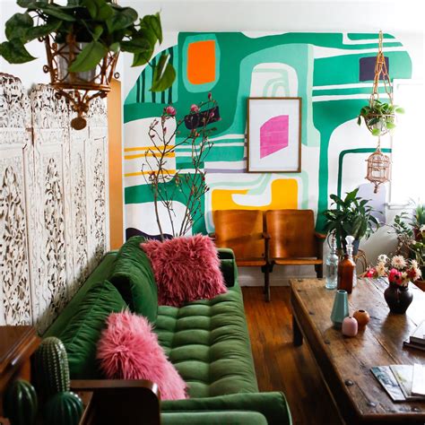 This LA Blogger Packs So Much Color in 900 Square Feet | Home decor, Quirky home decor, Boho ...