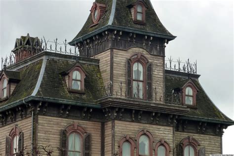 The 8 Most Haunted Houses in New York (PHOTOS) | Real haunted houses ...