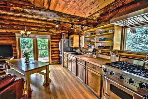 Why Choose Our Pocono Mountain Log Cabin Rentals | Pocono Mountain Rentals