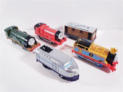 Thomas & Friends Trackmaster LOT OF 23 (17) Motorized Trains & (6) Cargos -WORKS | #4595779379