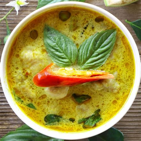 Bombil Fish Recipe - Bombil Green Curry In Konkani Style - Blog