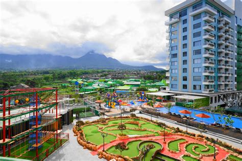 Senyum World Hotel Resort (Malang) - Deals, Photos & Reviews