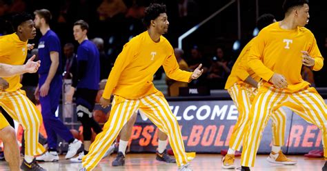 Photos: Tennessee basketball's warm-up routine