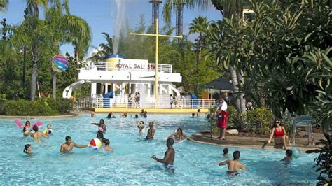 15 Best Orlando Waterpark Hotels Families will Love