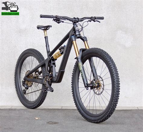 Yeti SB165. Foto