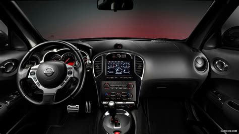 Nissan Juke R - Interior | Caricos