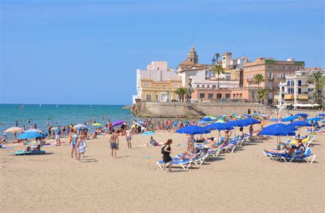 Sitges Beaches 🧡 : r/beach