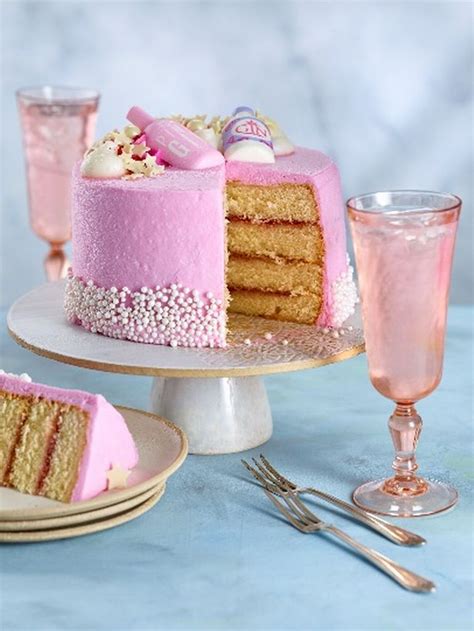 Asda launches delicious Pink Gin cake for £12 - Entertainment Daily