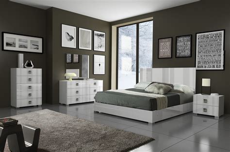 Unique Wood Modern Contemporary Bedroom Designs Glendale Arizona J&M-Furniture-Mika-Premium