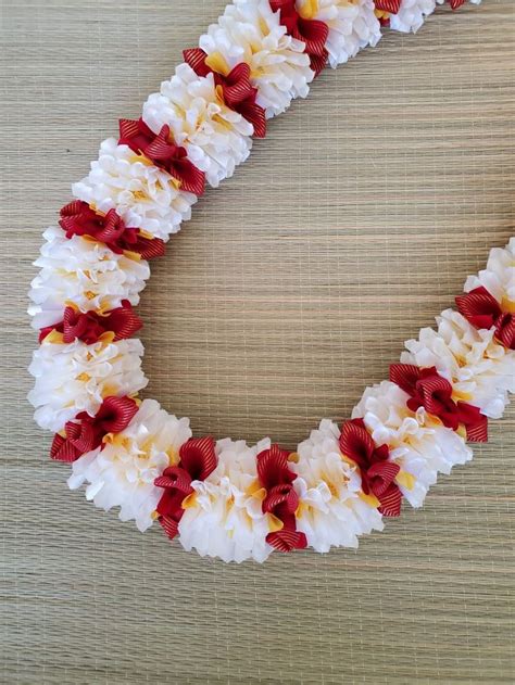 Pin by shirley apo on leis | Ribbon lei, Paper craft diy projects, Crafts