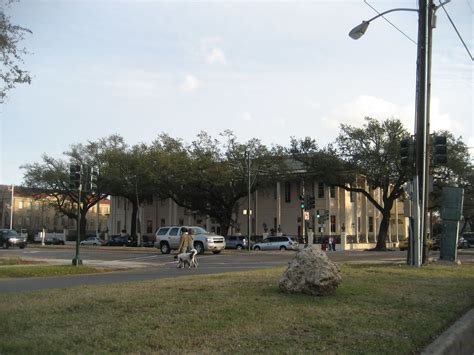 Borders StChas Louisiana | Old Bultman Funeral Home building… | Flickr