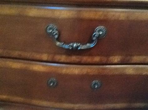 Looking for replacement handles for bedroom furniture