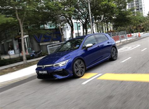 Volkswagen Golf R Mk8 Drive Impression - Automacha