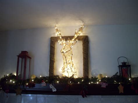 Decor4poor: Christmas Mantel