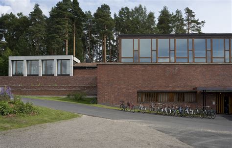 University of Jyväskylä, the Aalto’s Campus · Finnish Architecture ...