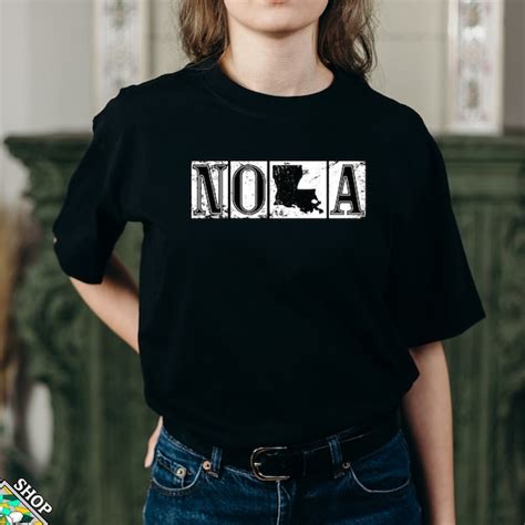 Nola Tshirt - Etsy